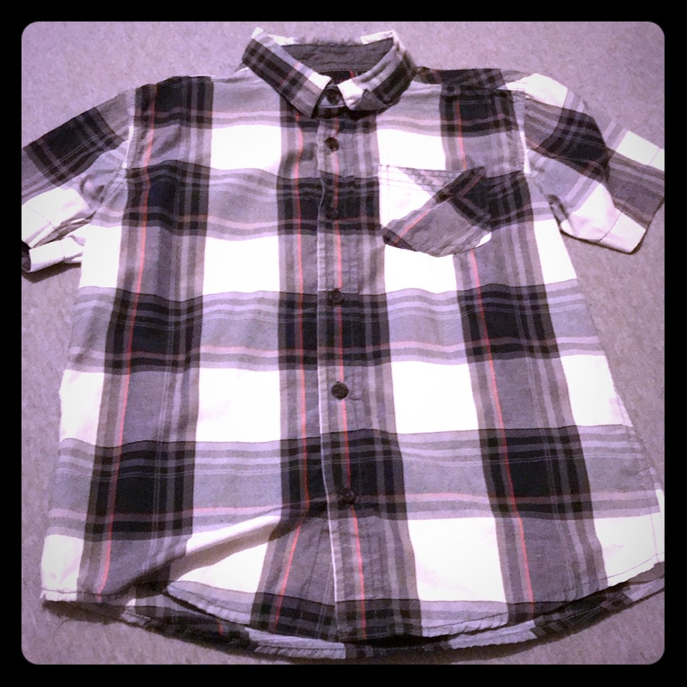 Fission button up